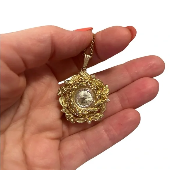 Bird Nest Watch Necklace - Picture 1 of 2